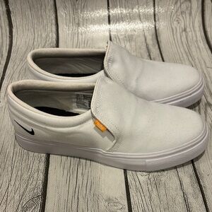 Nike White Sneakers canvas slip ons